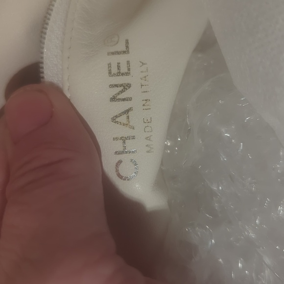 Chanel Quilted Handbag Authentic Vintage - Picture 7 of 16